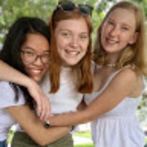 Meet your Posher, Ivy